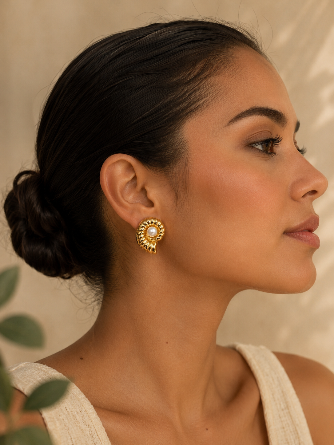 Golden Shell Pearl Earrings