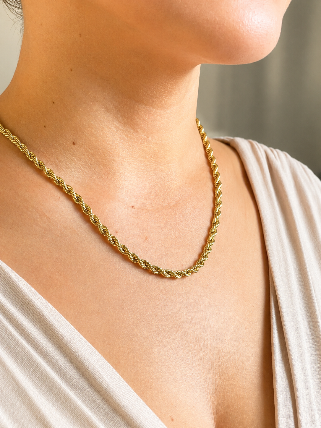 Elsa Necklace