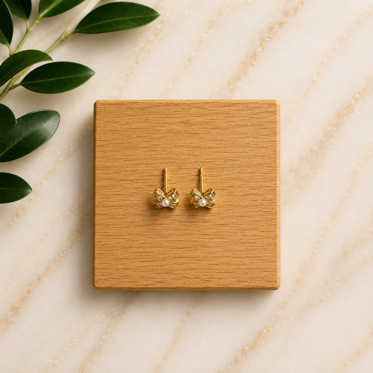 Lola Mini Stud Earrings